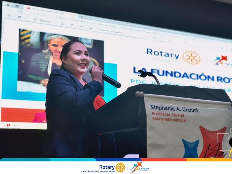 LIZ VÁSQUEZ IMPARTIÓ EL TEMA FERIA DE PROYECTOS