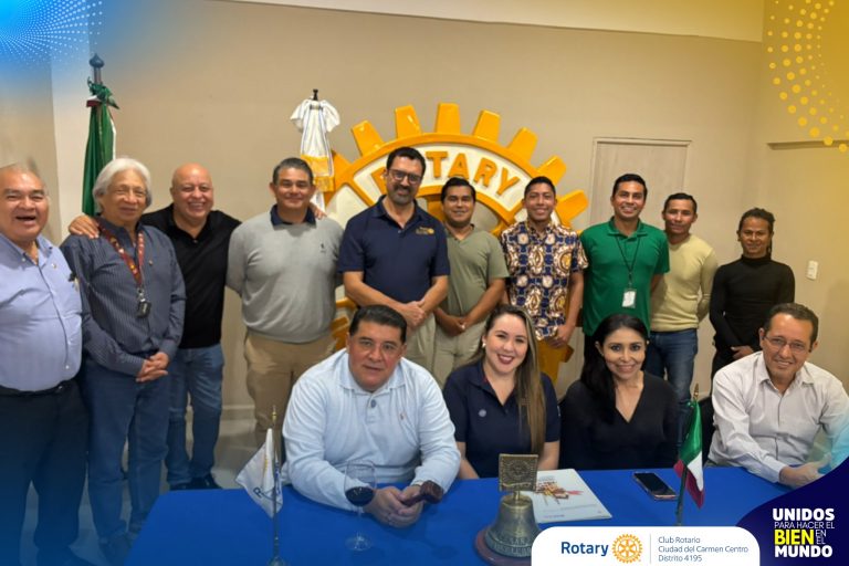 EL CLUB ROTARIO CIUDAD DEL CARMEN CENTRO EN LA FERIA DE PROYECTOS DE MONTERREY